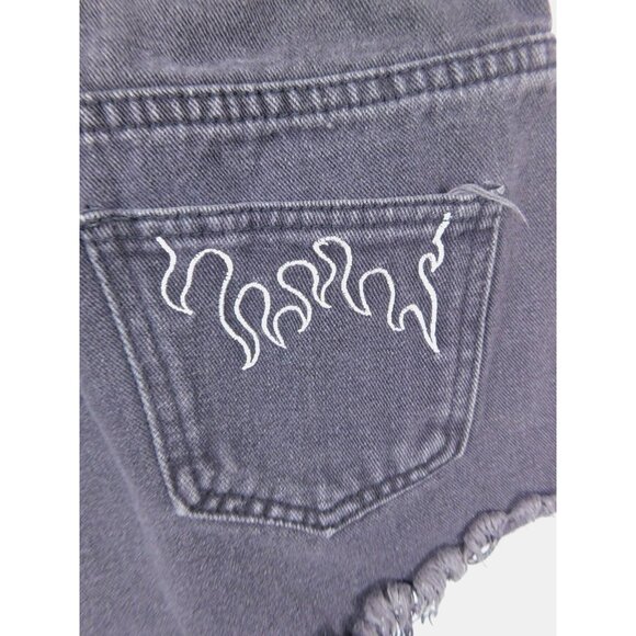 Shein Shorts Womens Medium Black Denim Cutoff Raw Frayed Hem Embroidered Flames - Picture 6 of 12